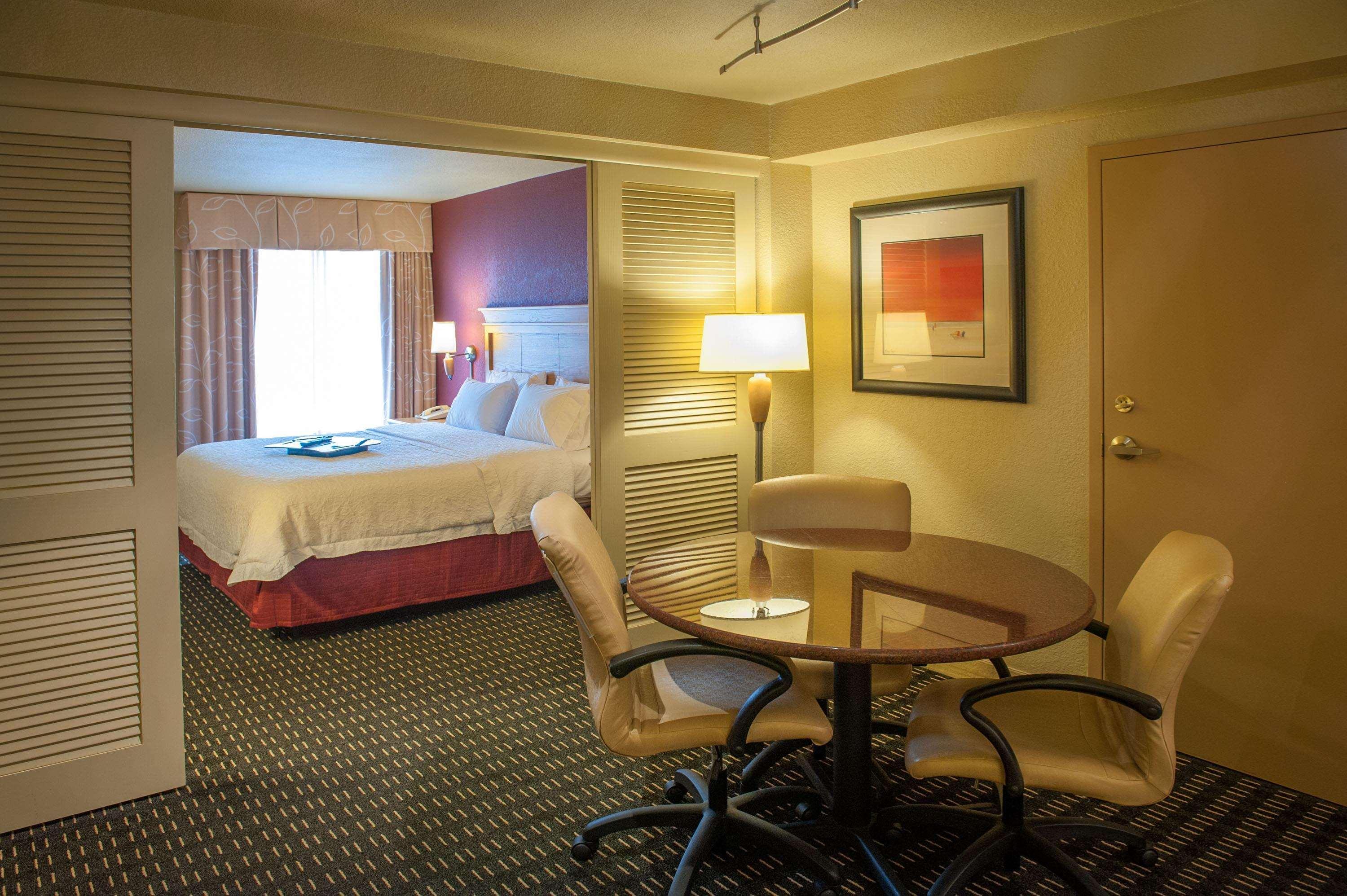 Hampton Inn Pensacola-Airport Exterior foto